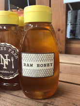 Load image into Gallery viewer, Nature&#39;s Farm Squeeze Top Honey - BPA Free Small
